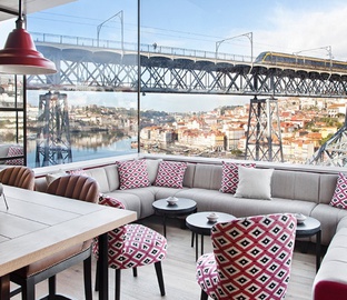 Terraço Hotel VINCCI PONTE DE FERRO Porto